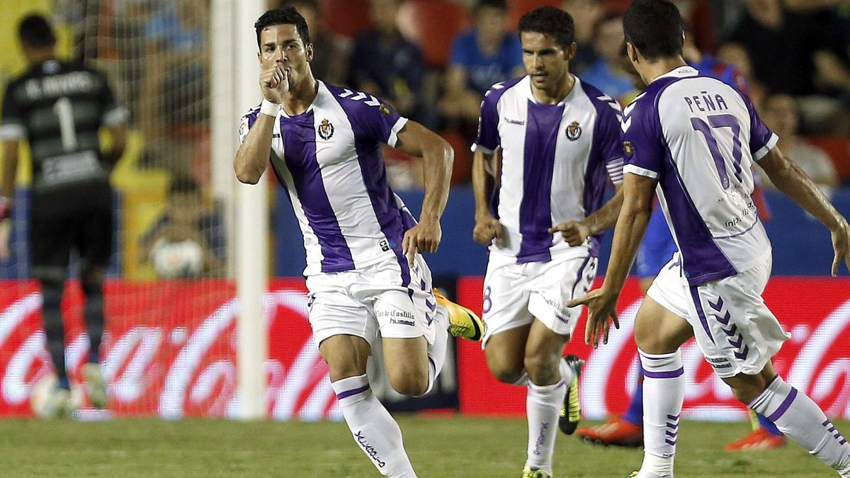 El Valladolid salva el cuello ante un Levante nublado ante el gol