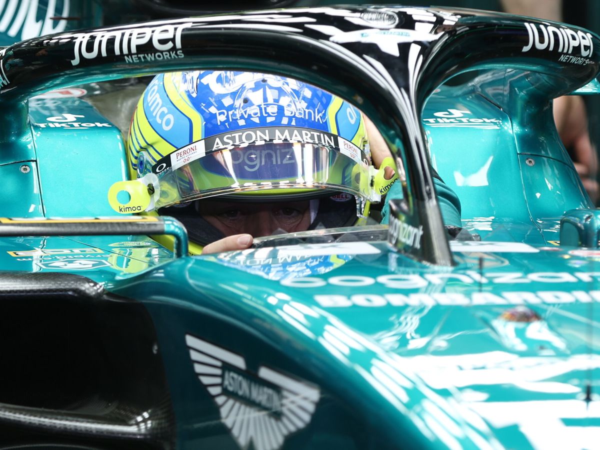 Foto: Fernando Alonso, a bordo del Aston Martin. (EFE/Ali Haider)