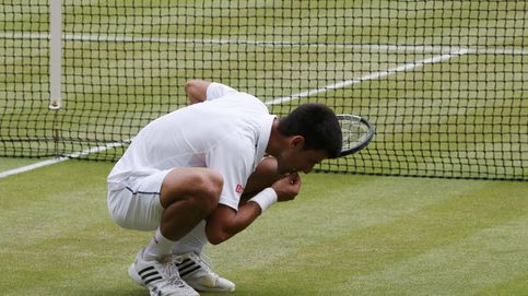 Djokovic se come la hierba de Londres tras desconectar en Cádiz con Aldana