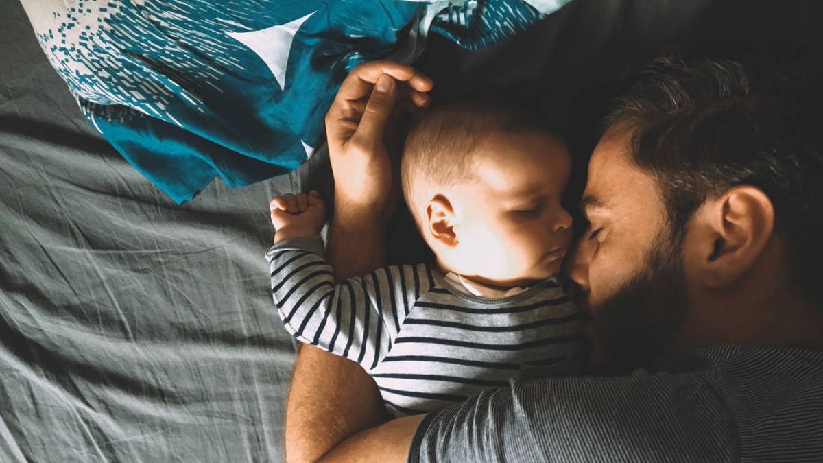 El coste de ser padres es elevado en horas de sueño: hasta seis 