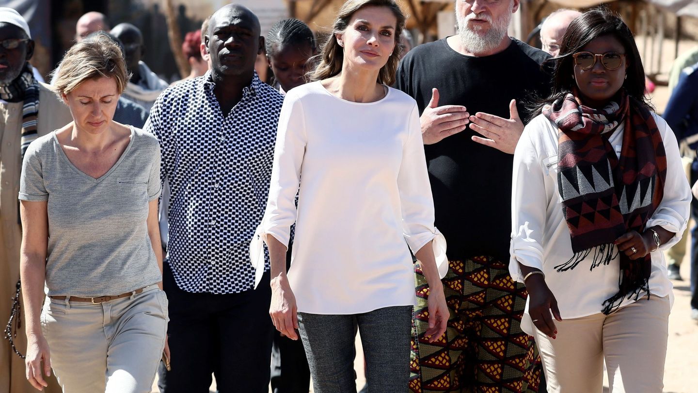 La Reina en su último día en Senegal. (EFE)