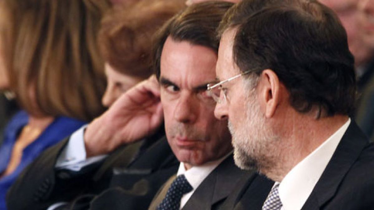 Aznar apuesta por una declaración del PP, PSOE, UPyD y el Rey frente a Mas