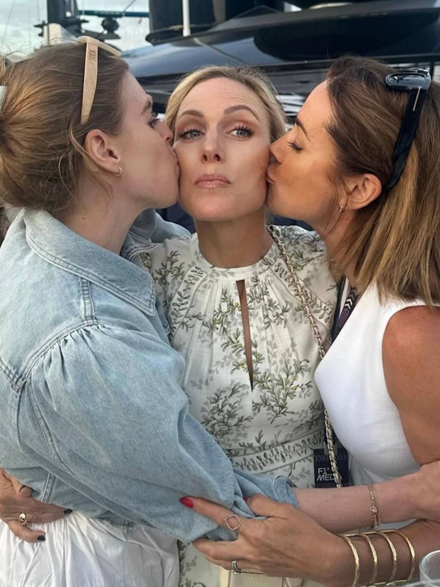Beatriz de York, Zara Tindall y Natalie Pinkham en Mónaco. (Instagram/@natalie_pinkham)