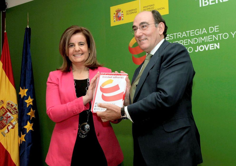 Foto: La ministra de Empleo y Seguridad Social, Fátima Báñez, y del presidente de Iberdrola, Ignacio Sánchez Galán (EFE)