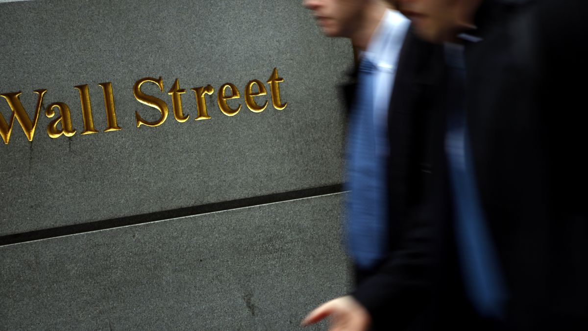 Wall Street dice adiós en rojo a una semana en la que ha conseguido estar 'al máximo' 