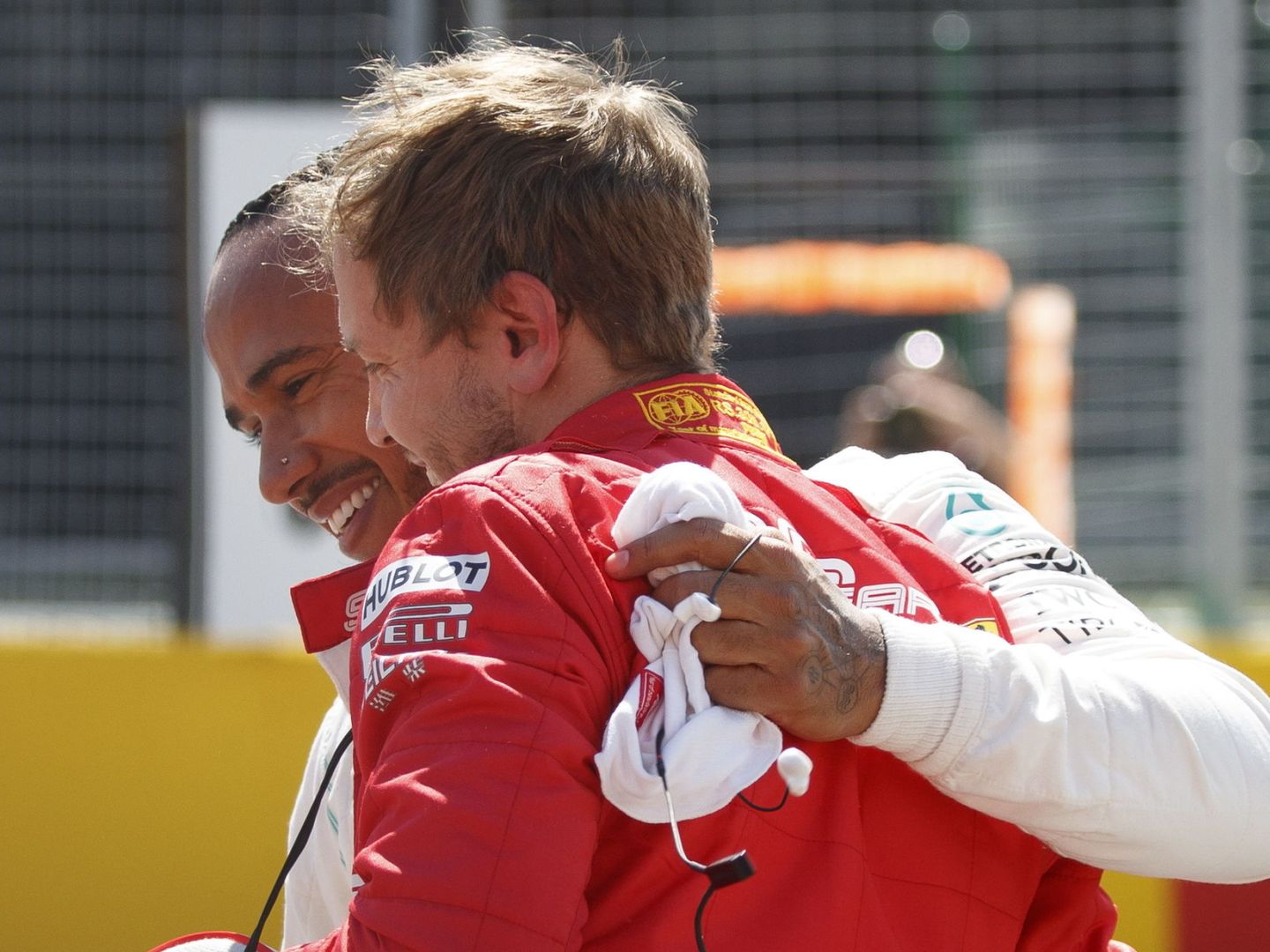 Vettel y Hamilton llevan muchos años enfrentándose. (EFE)