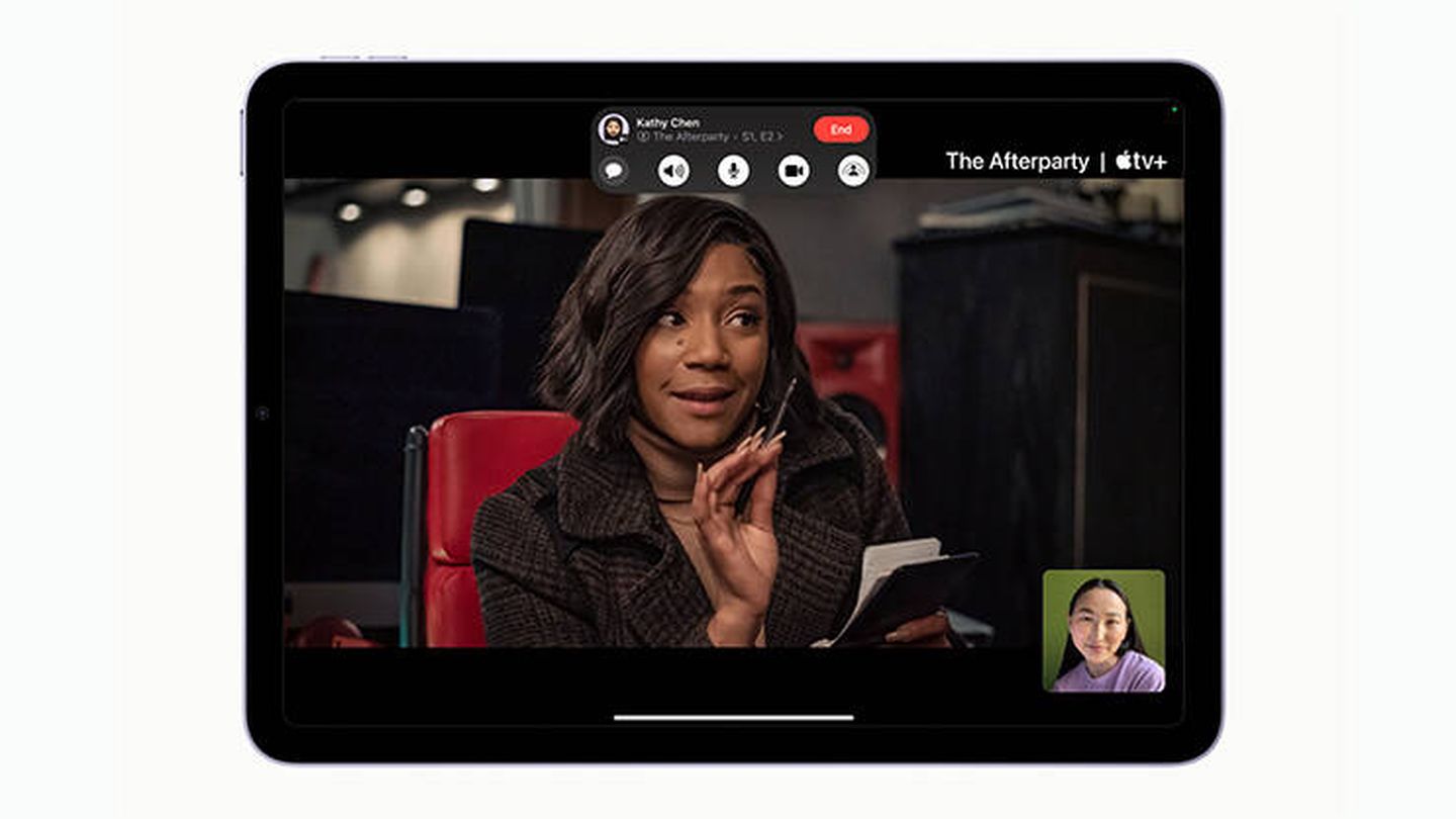 El nuevo 'encuadre centrado' del iPad Air te sigue si te mueves durante tus videollamadas para que no dejes de ser el foco de atención. (Cortesía)