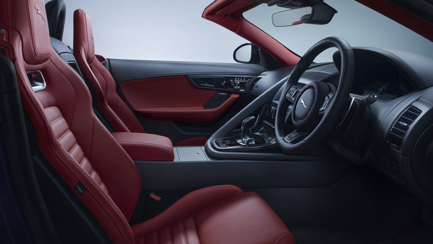 Hay dos combinaciones exterior-interior posibles, obra del equipo de personalización de Jaguar.