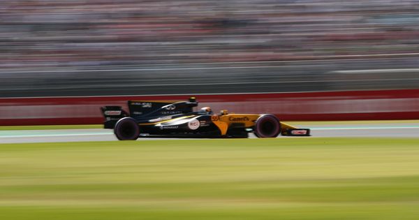 Foto: Cuatro coches con motor Renault abandonaron en el GP de México del pasado fin de semana. (EFE)