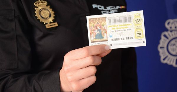 Foto: La Policía Nacional da algunos consejos para comprar Lotería de forma segura