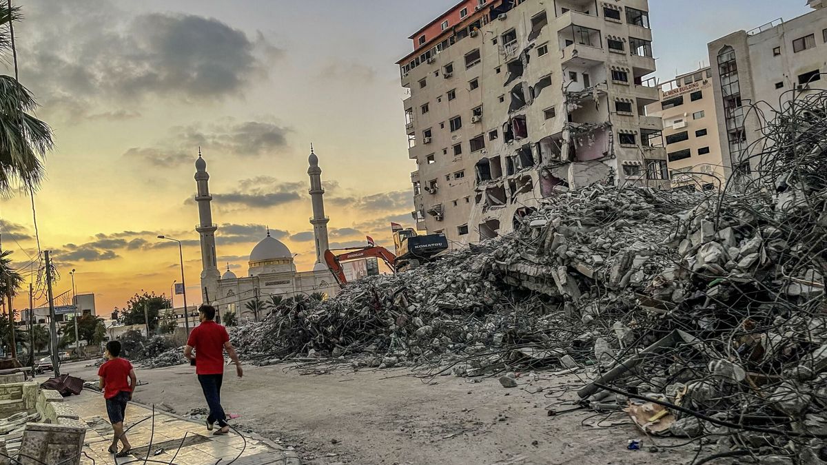 Israel ataca Gaza en represalia por el lanzamiento de más globos incendiarios