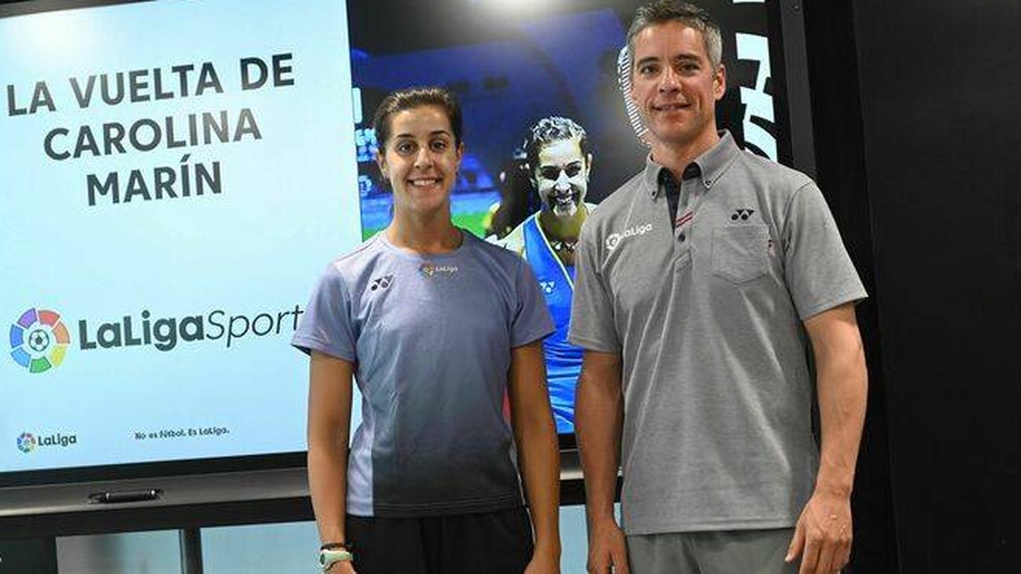 Carolina Marín y Fernando Rivas, en un acto de LaLigaSports