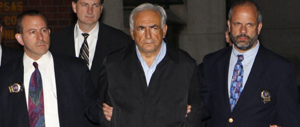 Foto: Los peligrosos precedentes de Strauss-Kahn enturbian su declaración de inocencia