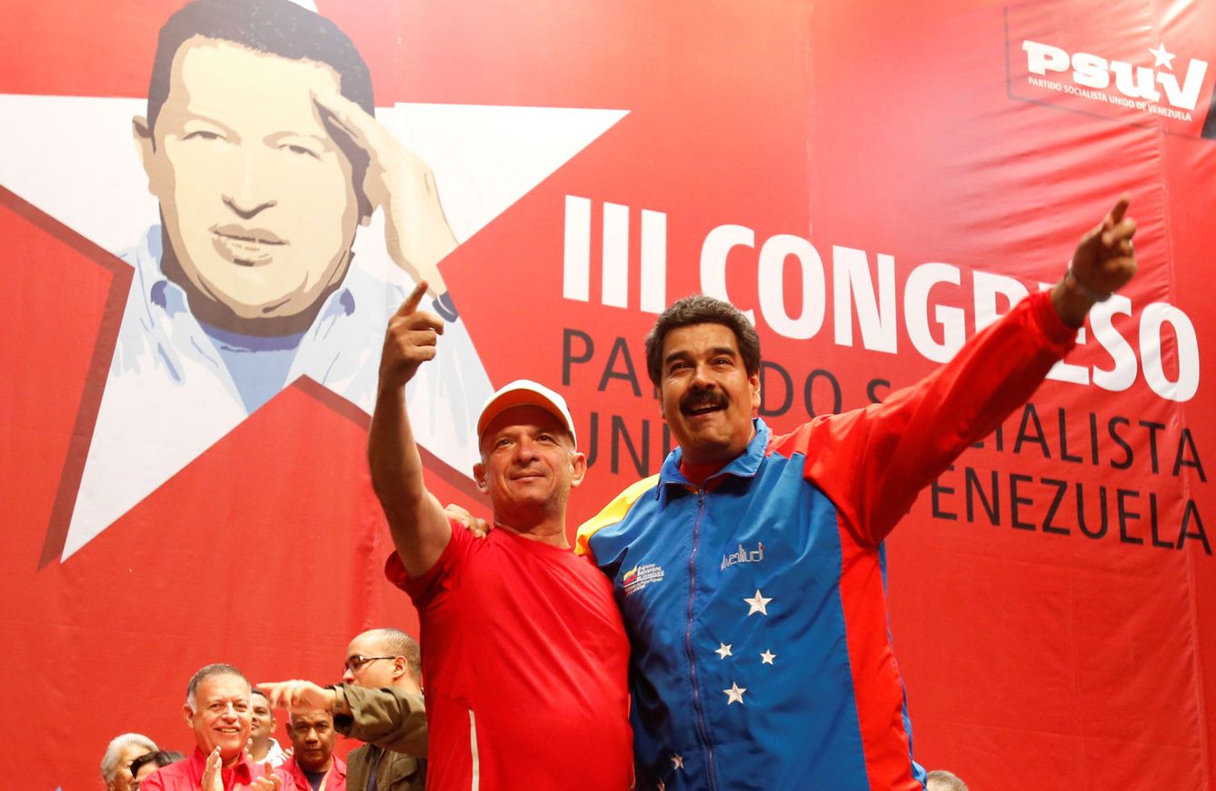 Hugo Carvajal junto al presidente venezolano Nicolás Maduro en 2014.(Reuters)