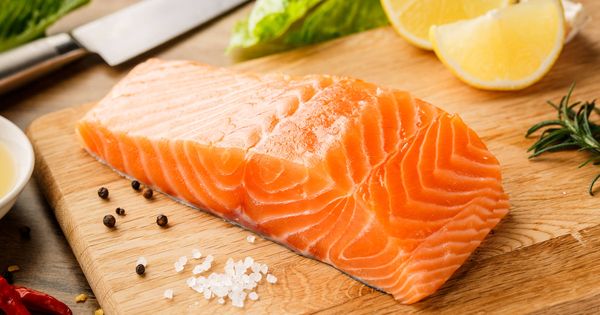 Foto: El salmón, uno de los mejores alimentos para perder la grasa acumulada en el vientre