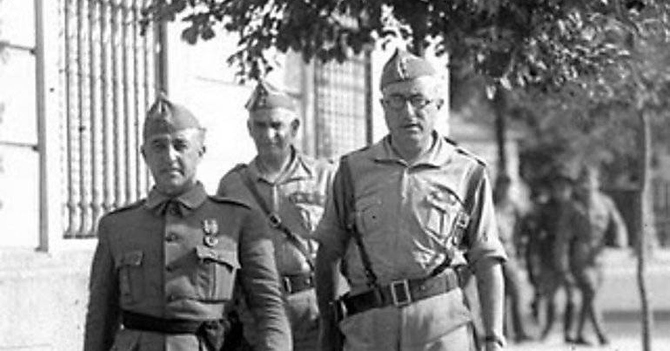 Franco con el general Yagüe.