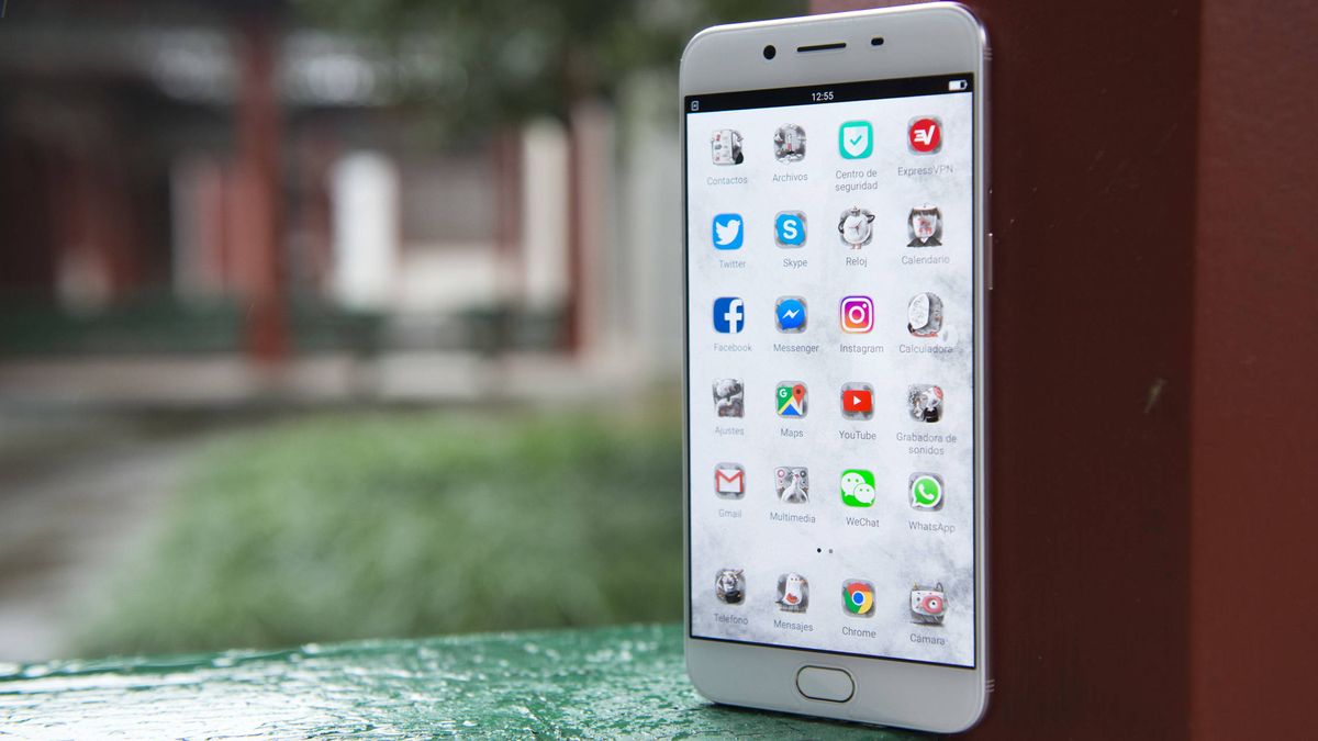 Probamos el Oppo R9s, el 'smartphone' que hará temblar a Huawei (y Samsung)