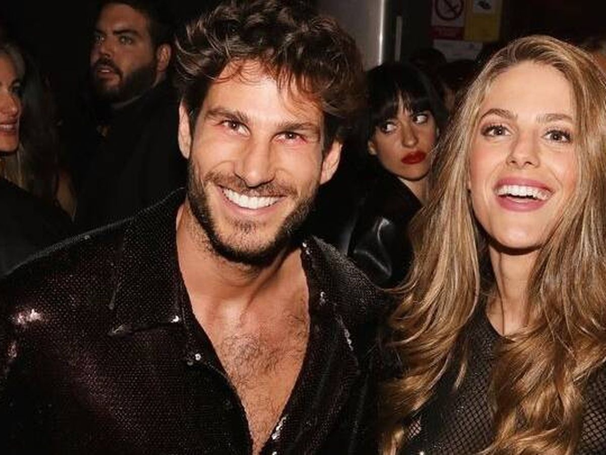 Foto:  Marta Verona, Cesc Escolà y el beso que despierta rumores sobre posible pareja (Instagram/@cescescola)
