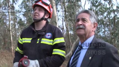 El bombero pirómano que hablaba de apagar incendios con el presidente Revilla