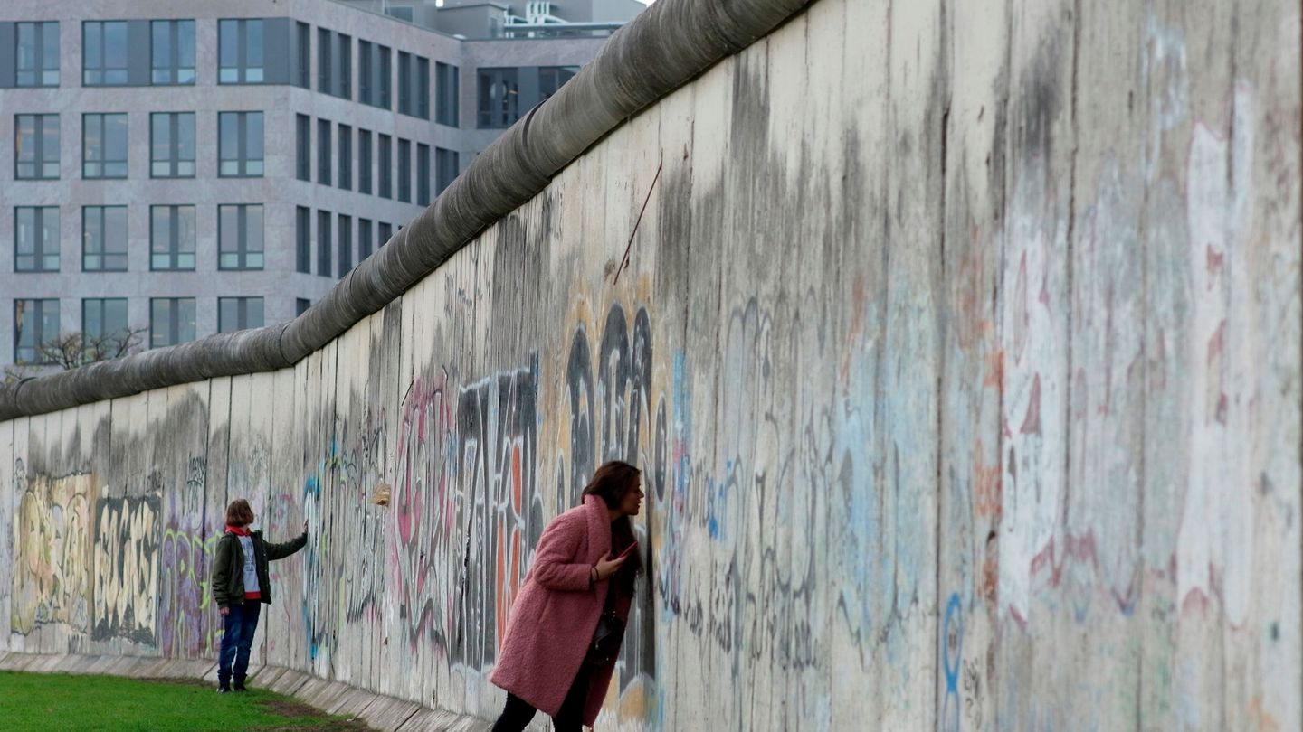Restos del muro de Berlín en la capital alemana. (Reuters)