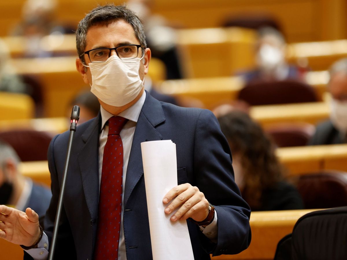 Foto: El ministro de Presidencia, Félix Bolaños, interviene durante la sesión de control al Gobierno celebrada por el pleno del Senado, este martes en Madrid. (EFE/Mariscal)