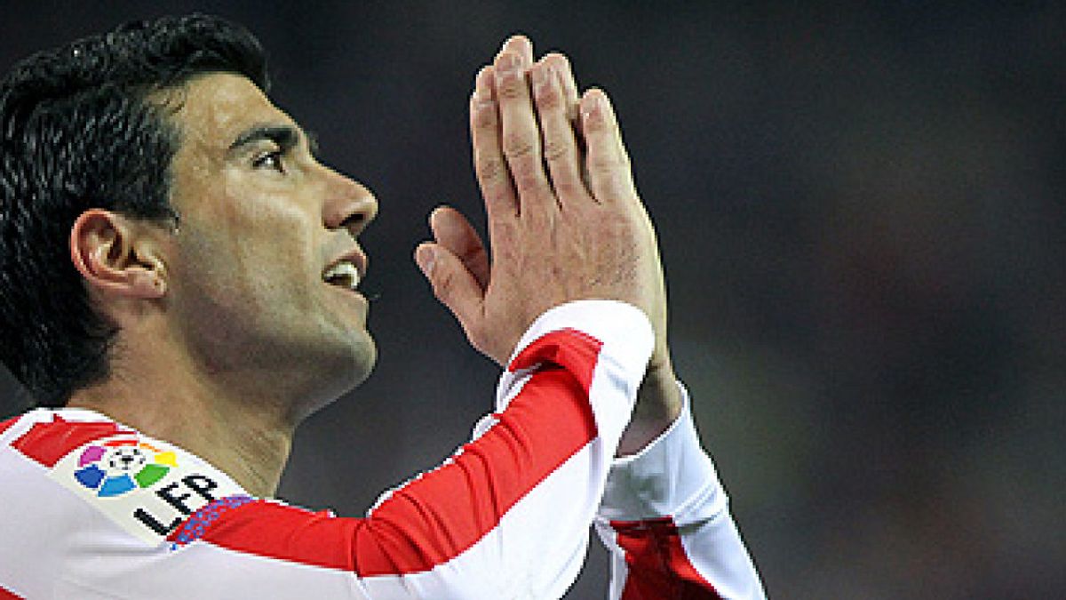 Reyes abandona el Atlético de Madrid y jugará en el Galatasaray junto a Ujfalusi