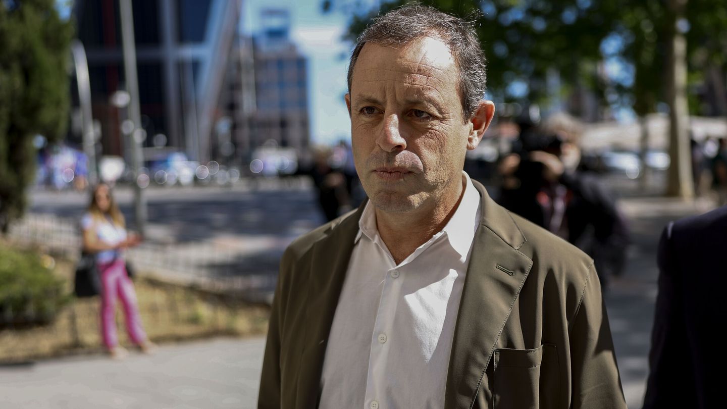 Sandro Rosell, en los juzgados de Madrid, el pasado otoño. (EFE/Rodrigo Jiménez) 