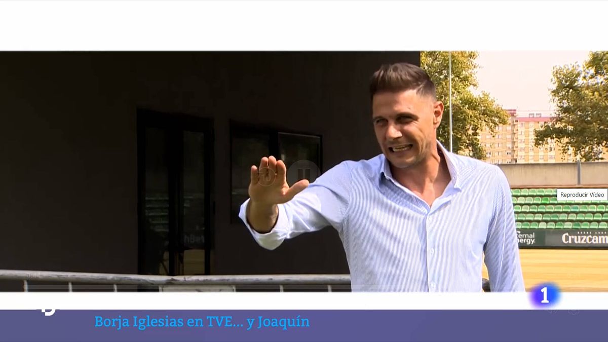 Joaquín ('El novato') se cuela en el 'Telediario' de TVE para vacilar a Borja Iglesias: "Lo que tengo que aguantar"