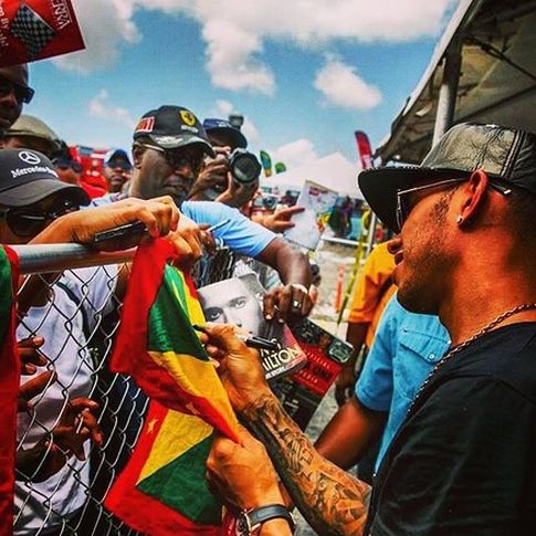 Lewis Hamilton en Barbados.