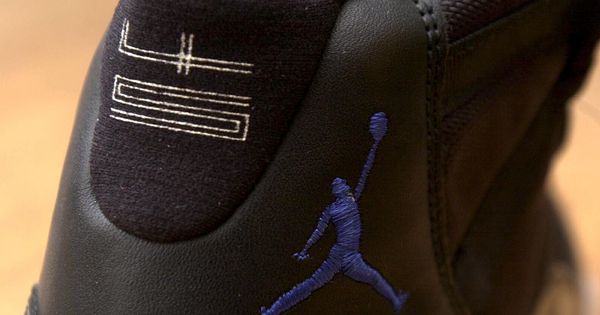 túnel pronóstico Describir El fraude de las Air Jordan: detenidos por vender zapatillas falsas y ganar  70 millones