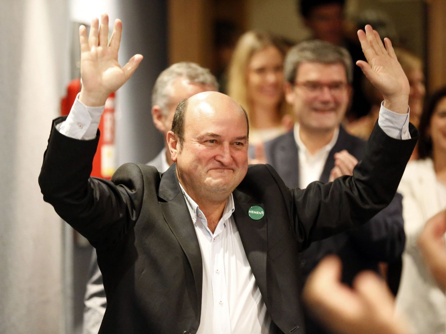 Andoni Ortuzar, presidente del PNV, celebra los resultados de su partido el 26-M en Bilbao. (EFE)