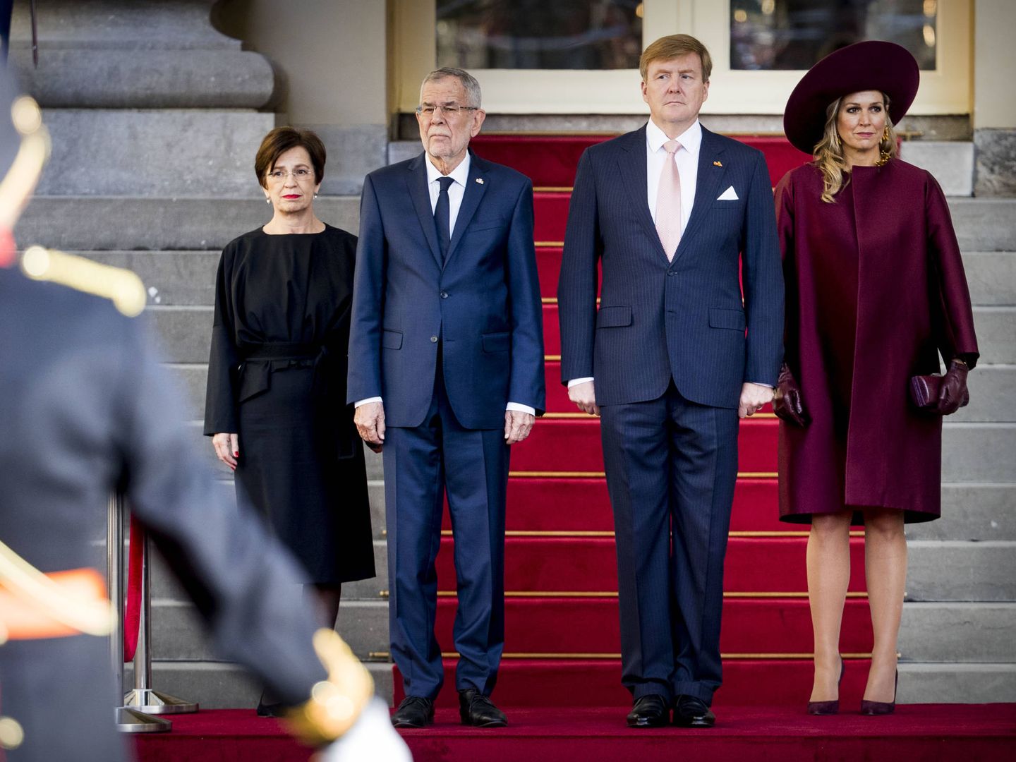 El look que eligió para recibir al presidente de Austria. (Getty)