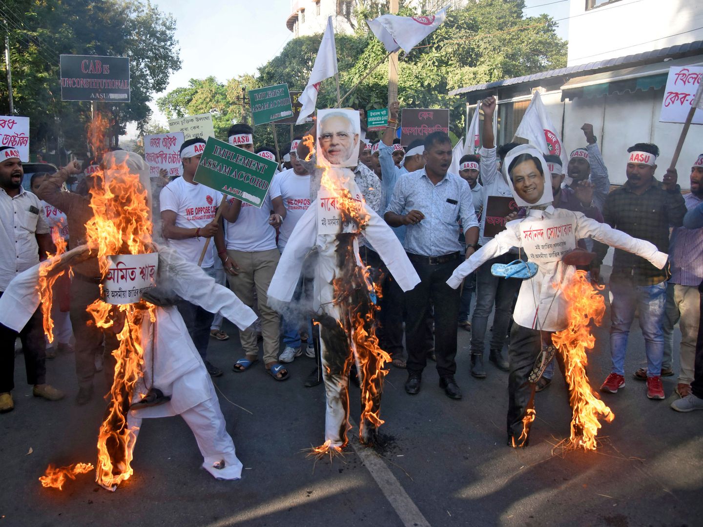 Protestas en Assam, India, contra la ley de ciudadanía este diciembre. (Reuters)