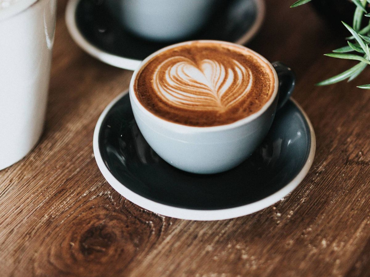 Foto: El café, una vez más, probando sus beneficios. (Unsplash/Nathan Dumlao)