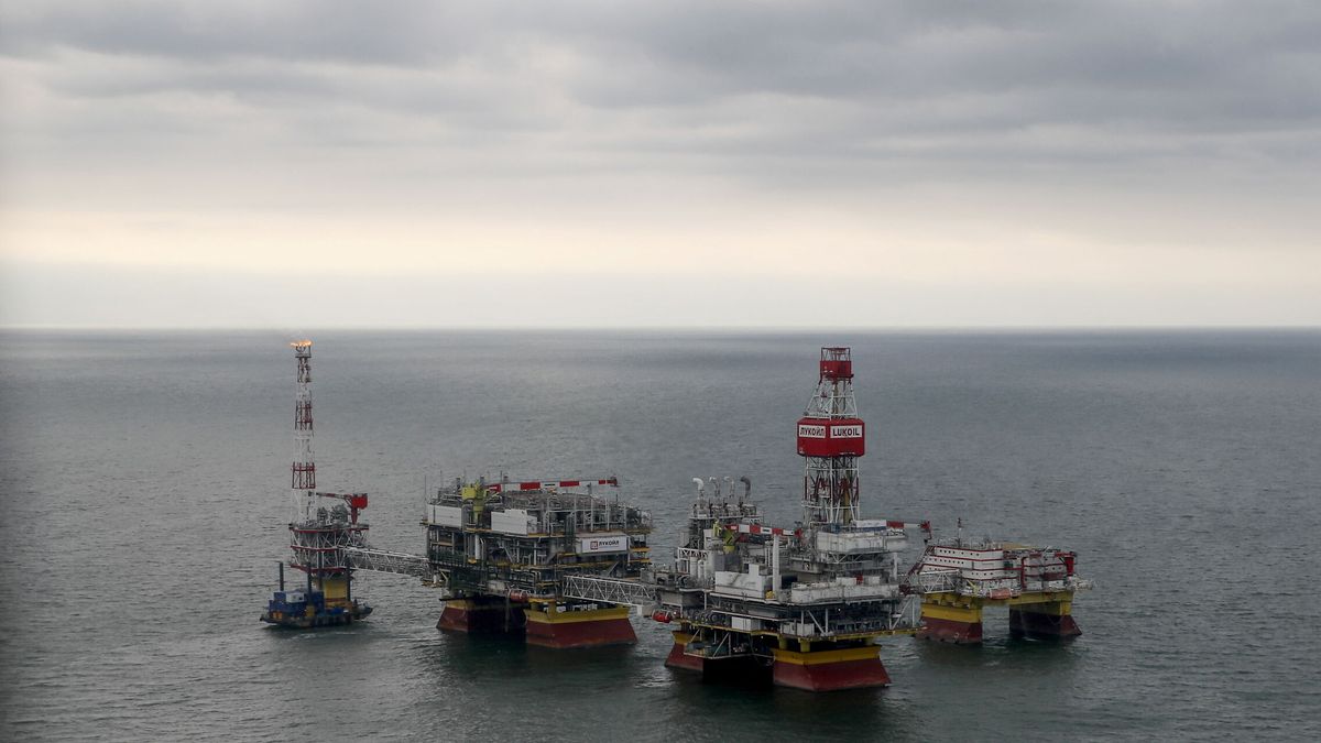 Las sanciones surten efecto: la producción rusa de petróleo ya ha caído un 10%