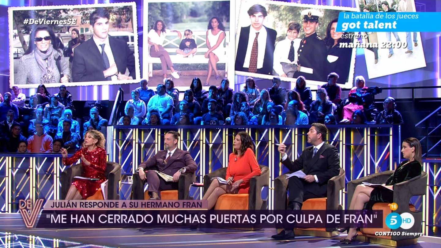 Patricia Cerezo, José Antonio León, Ángela Portero, Adriano Silva y Patricia Izquierdo, en 'De Viernes'. (Mediaset)