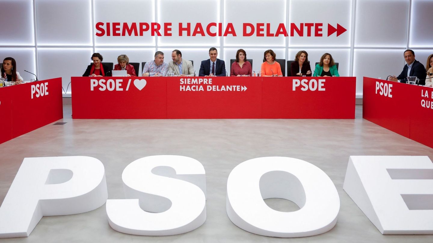 Foto de archivo de la ejecutiva del PSOE. (EFE)