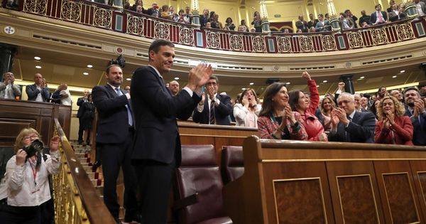 Foto: Pedro Sánchez celebra su victoria en la moción de censura. (EFE)