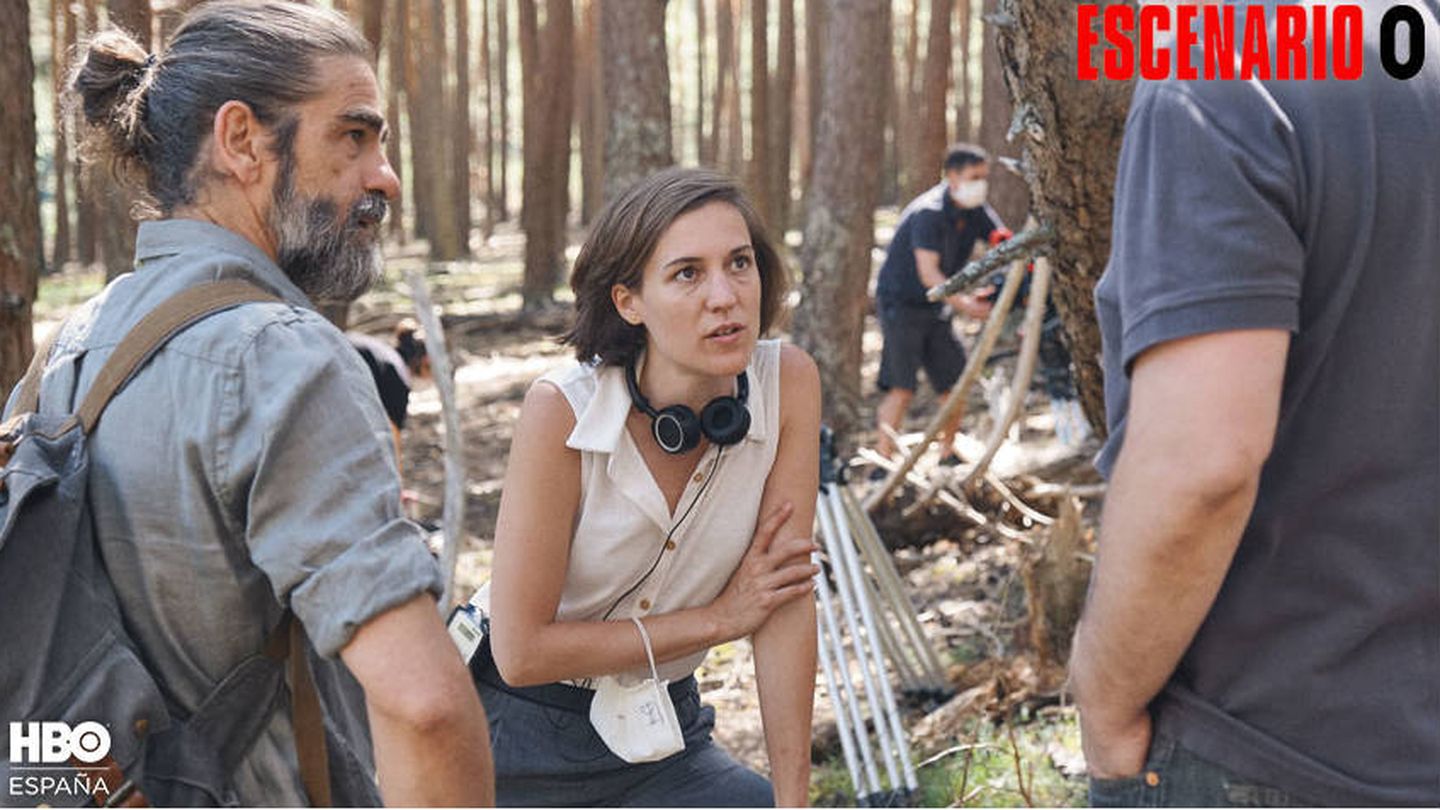 La directora de cine Carla Simón durante el rodaje de 'Escenario 0: Vania'. (HBO España)