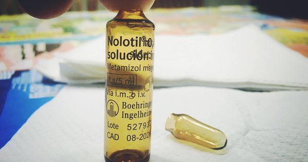 Foto: Una ampolla de Nolotil. (Manel / Flickr)