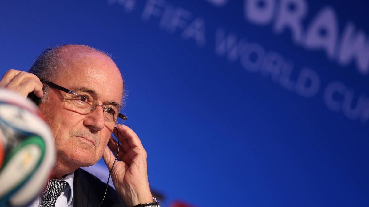 El paso de los años invita a Joseph Blatter a tener que dejar el fútbol
