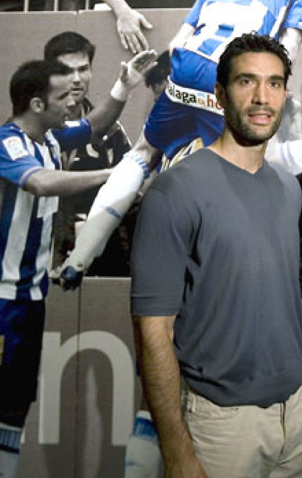Foto: Fernando Sanz: "He dormido en una cama hinchable en el club para salvar al Málaga"