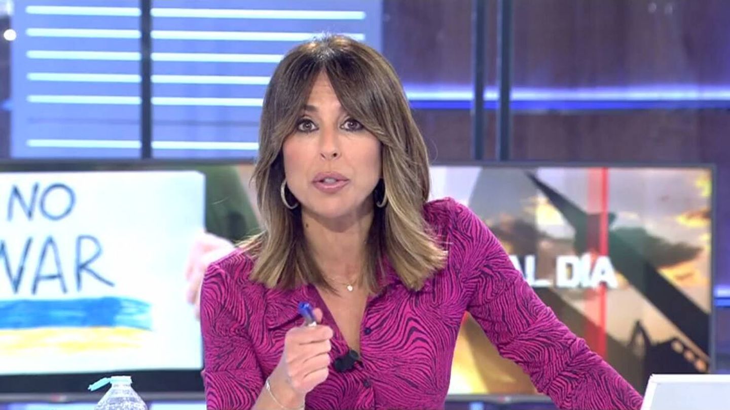 La presentadora Ana Terradillos. (Mediaset)
