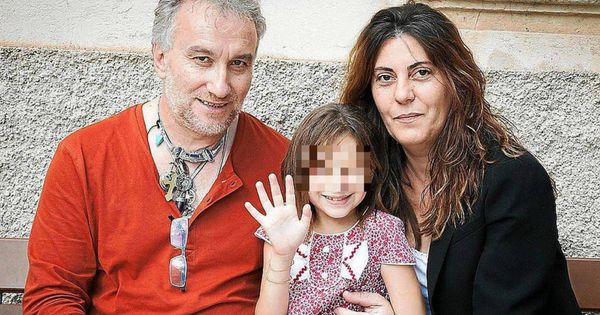 Foto: Los padres de Nadia, a un paso de juicio por estafar 1,1 millones en donativos.
