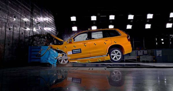 Foto: Además de seguridad activa y pasiva, Volvo incorporará en sus vehículos control para los conductores desde 2021. 