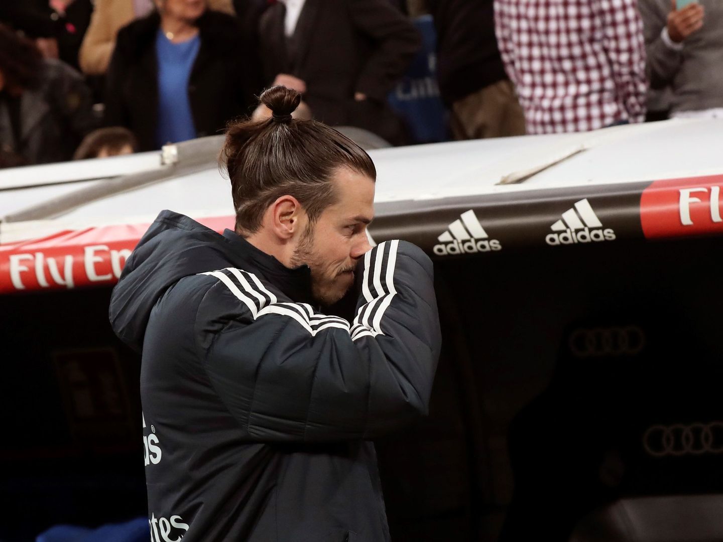 Bale, en el banquillo en el Clásico de Copa. (EFE) 