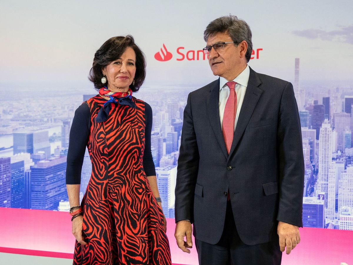Foto: La presidenta y el consejero delegado de Santander, Ana Botín y José Antonio Álvarez. (EFE)