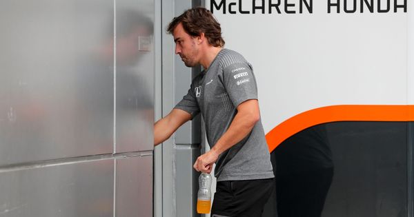 Foto: Fernando Alonso en el circuito de Sepang. (EFE)