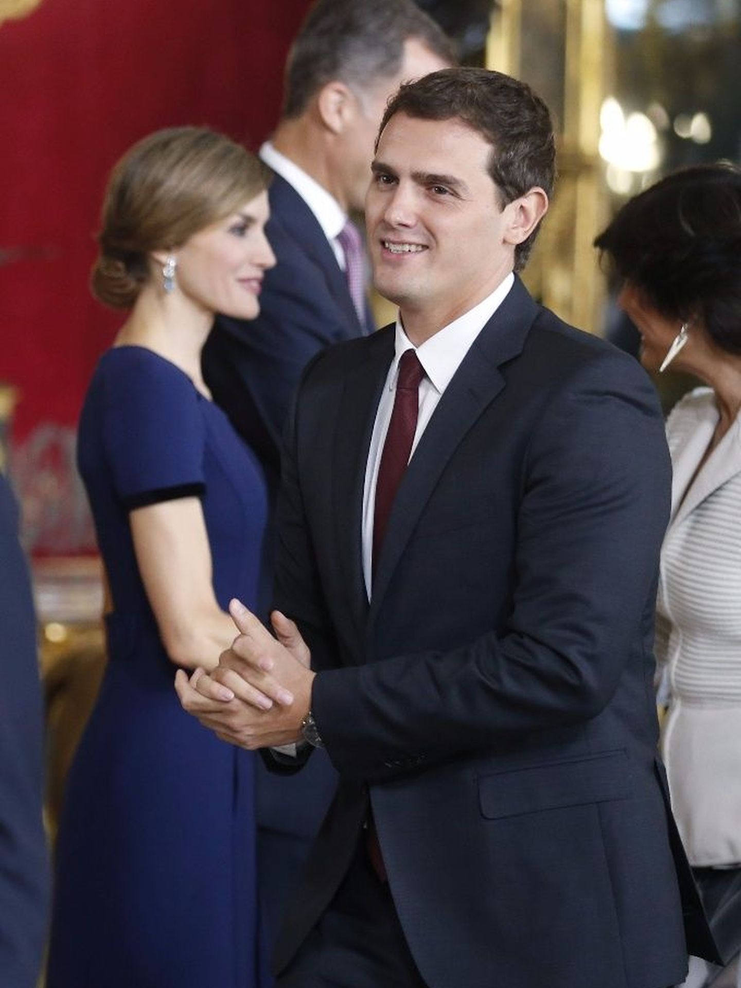 Albert Rivera con la Reina Letizia en la pasada fiesta nacional (Gtres)