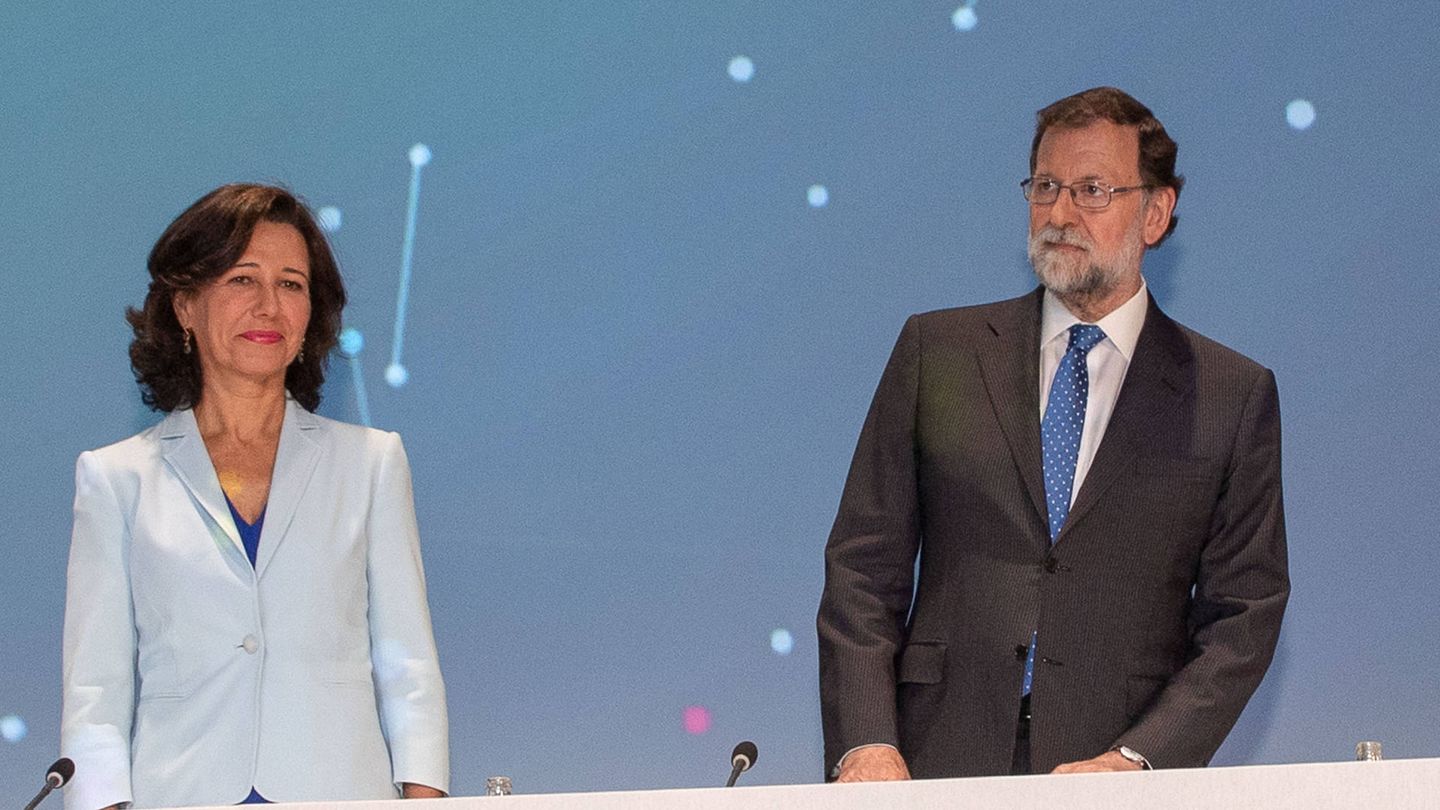 Ana Botín y Mariano Rajoy, en el encuentro de Universia.